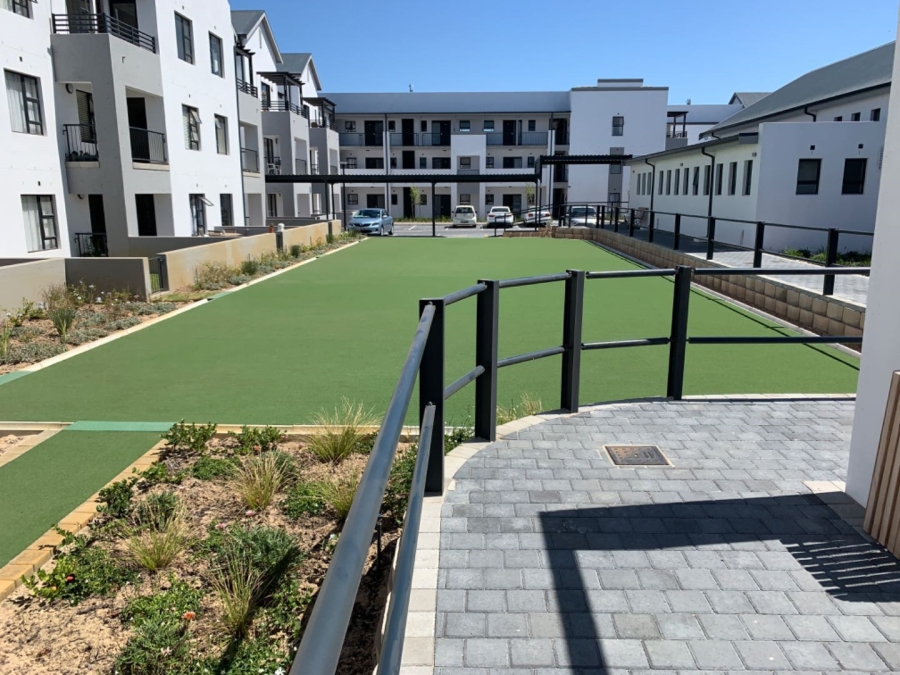 2 Bedroom Property for Sale in Buhrein Western Cape